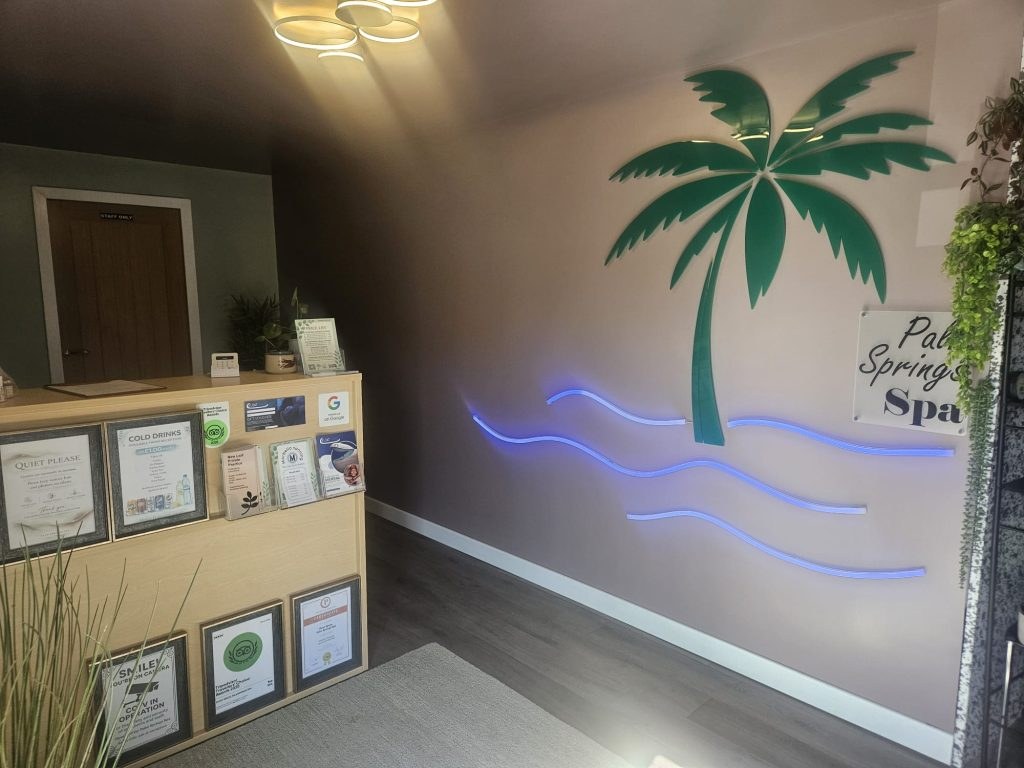 Palm Springs Spa, Float Space